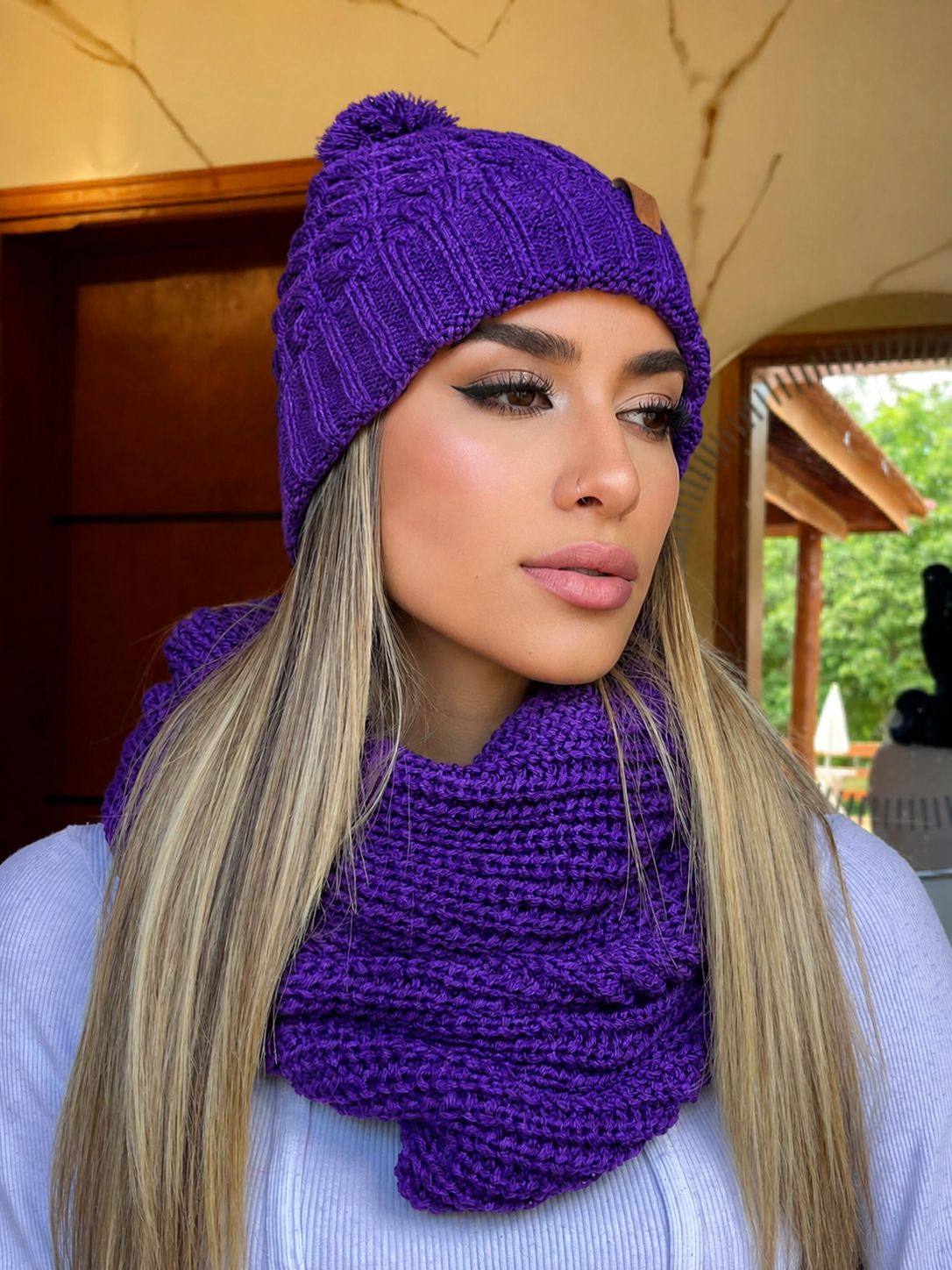 conjunto gorro e gola-  Purpura pompom