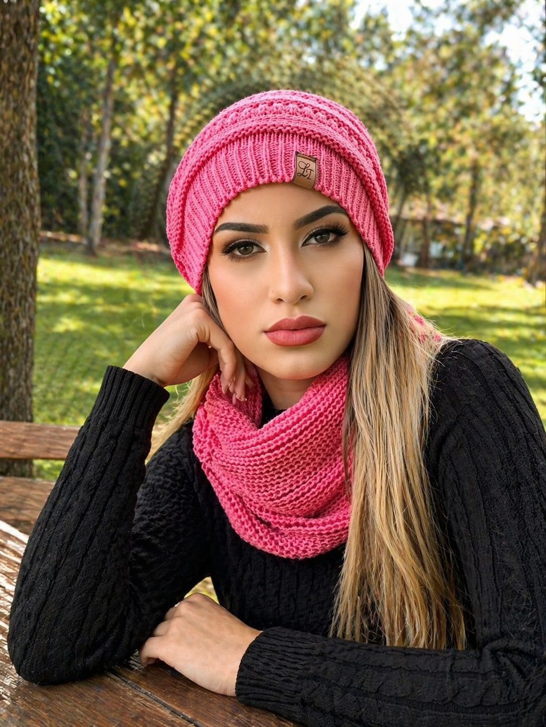 conjunto gorro e gola-rosa cha