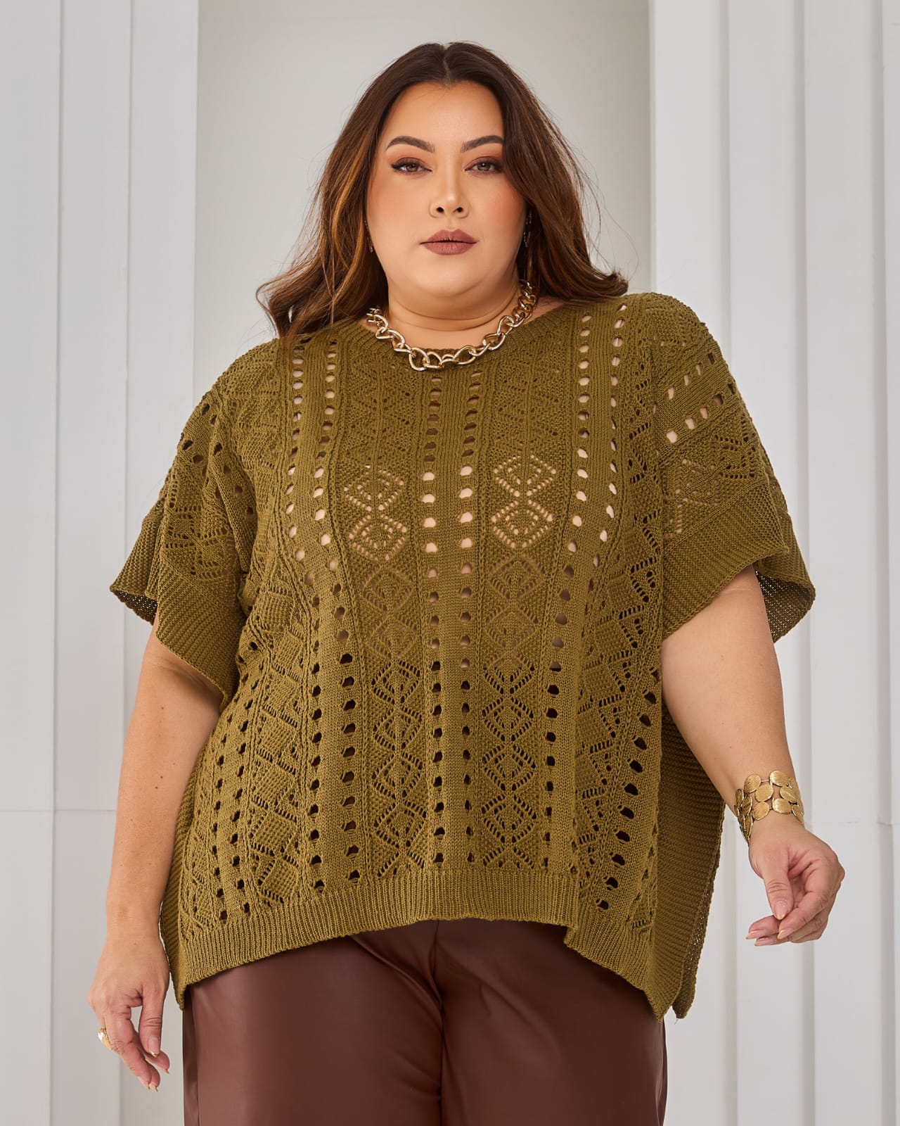 Blusa rendada- verde exército 