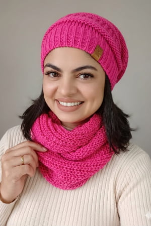conjunto gorro e gola-chiclete