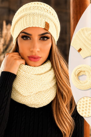 conjunto gorro e gola- manteiga