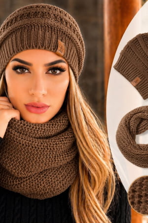 conjunto gorro e gola-marrom couro