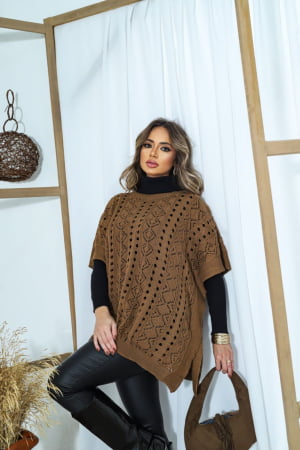 Blusa rendada- marrom couro